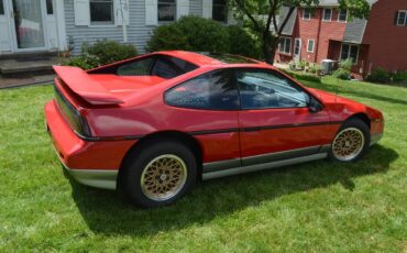Pontiac-Fiero-1986-Red-Grey-7