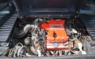 Pontiac-Fiero-1986-Red-Grey-8