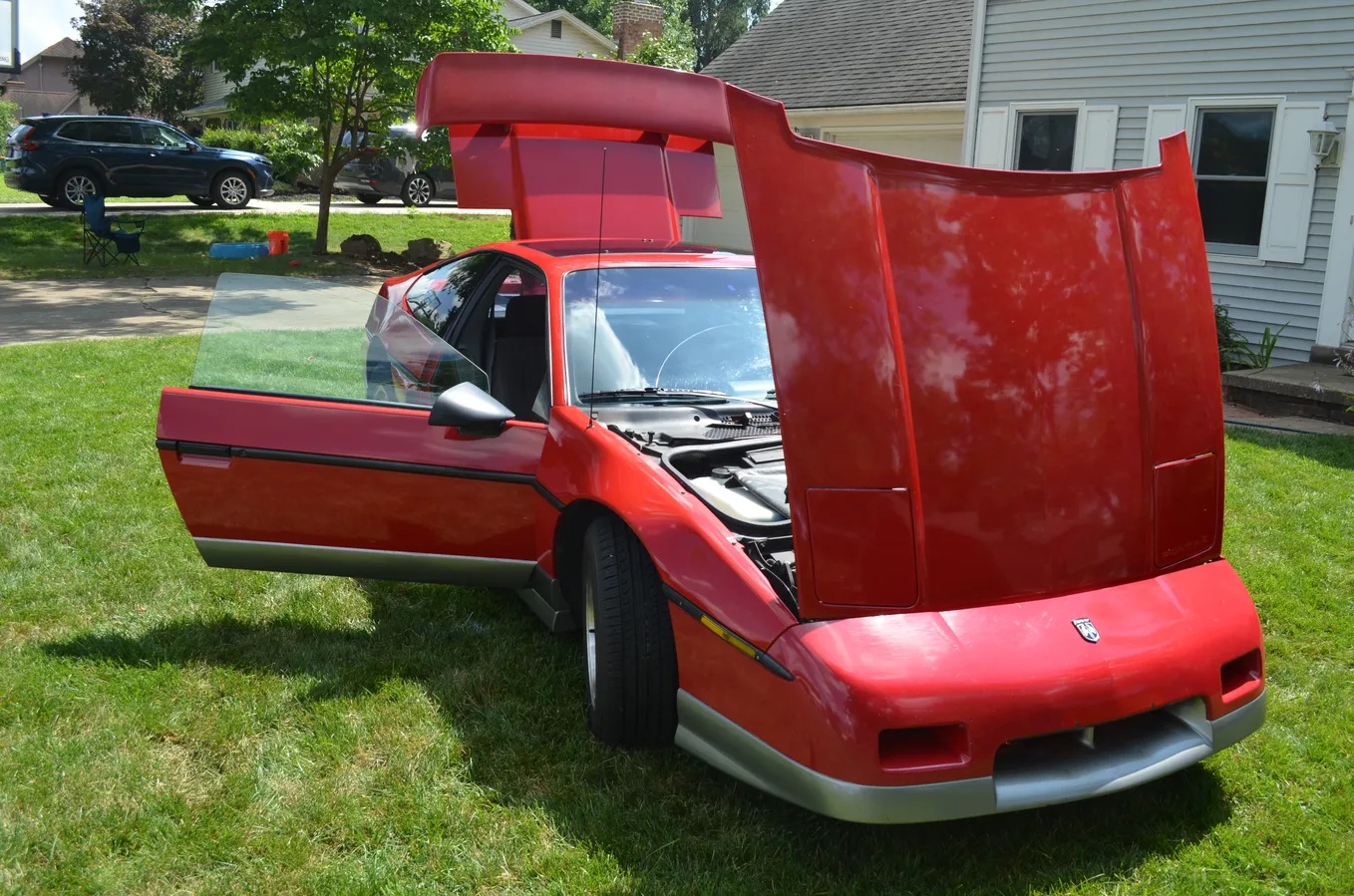 Pontiac-Fiero-1986-Red-Grey-9