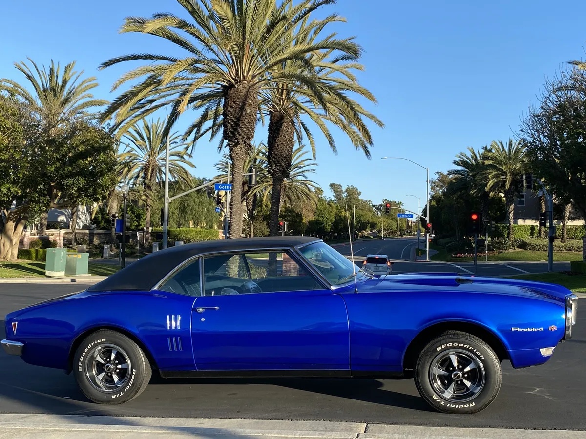 Pontiac-Firebird-1968-Blue-9