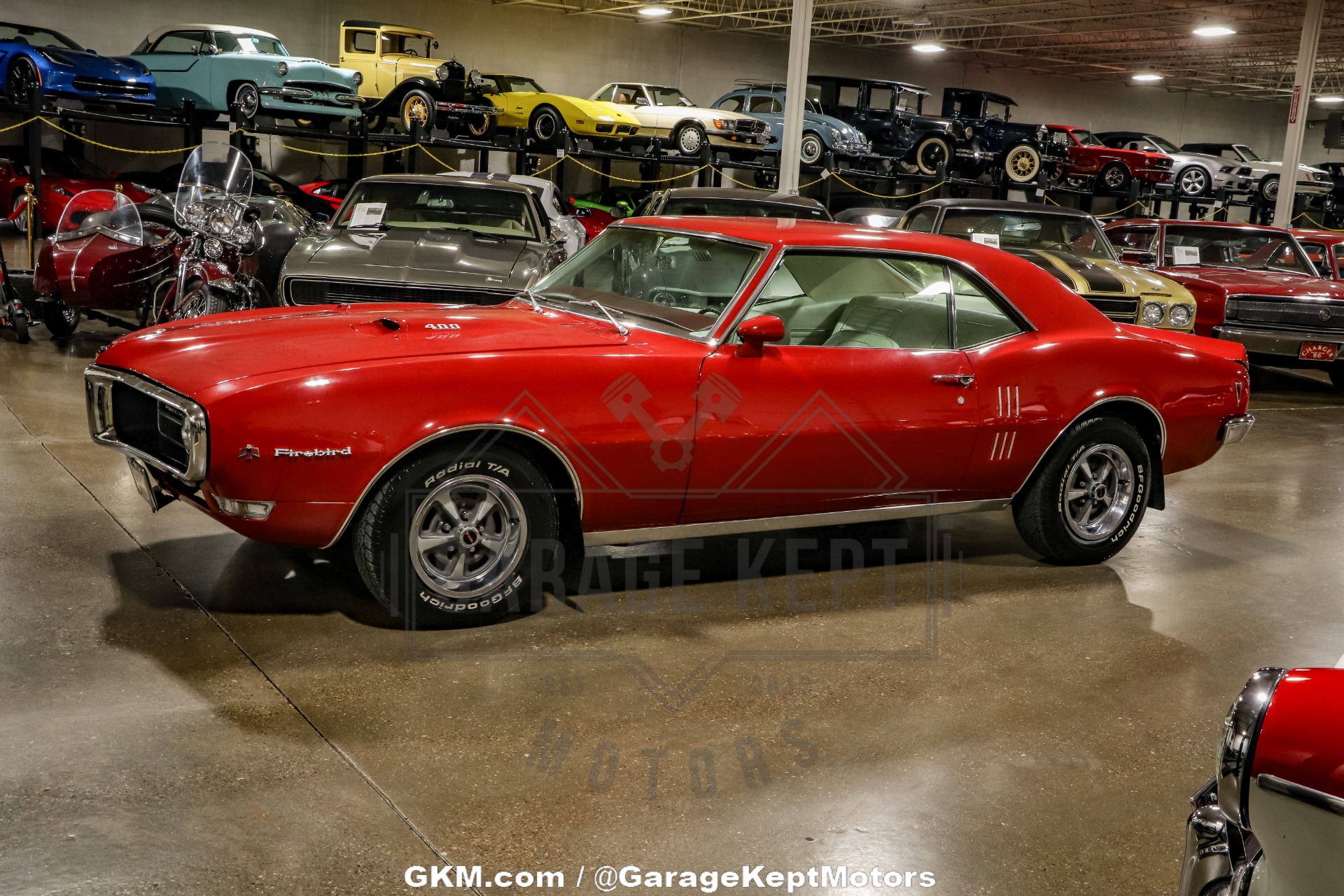 Pontiac-Firebird-1968-Red-White-11