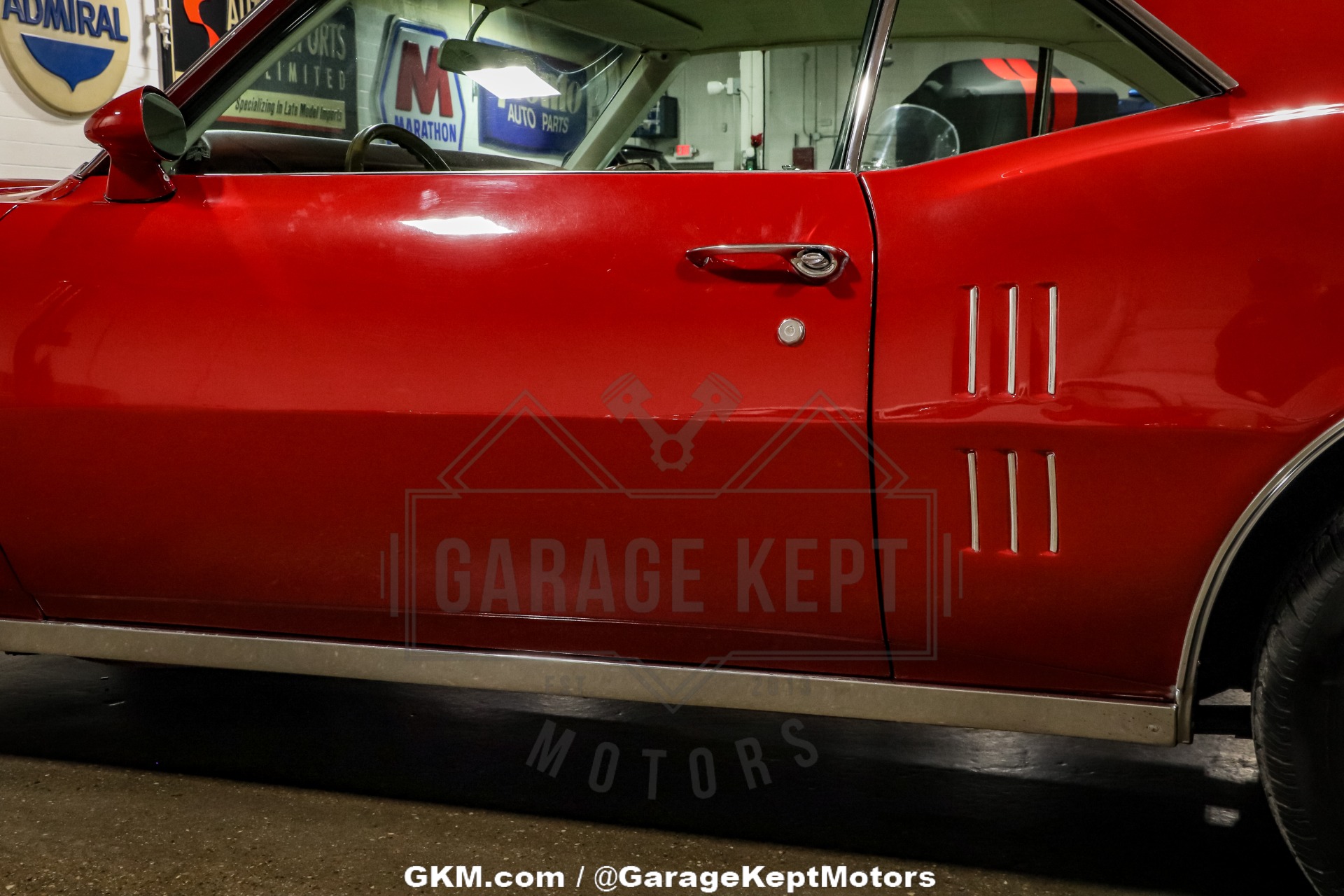 Pontiac-Firebird-1968-Red-White-17
