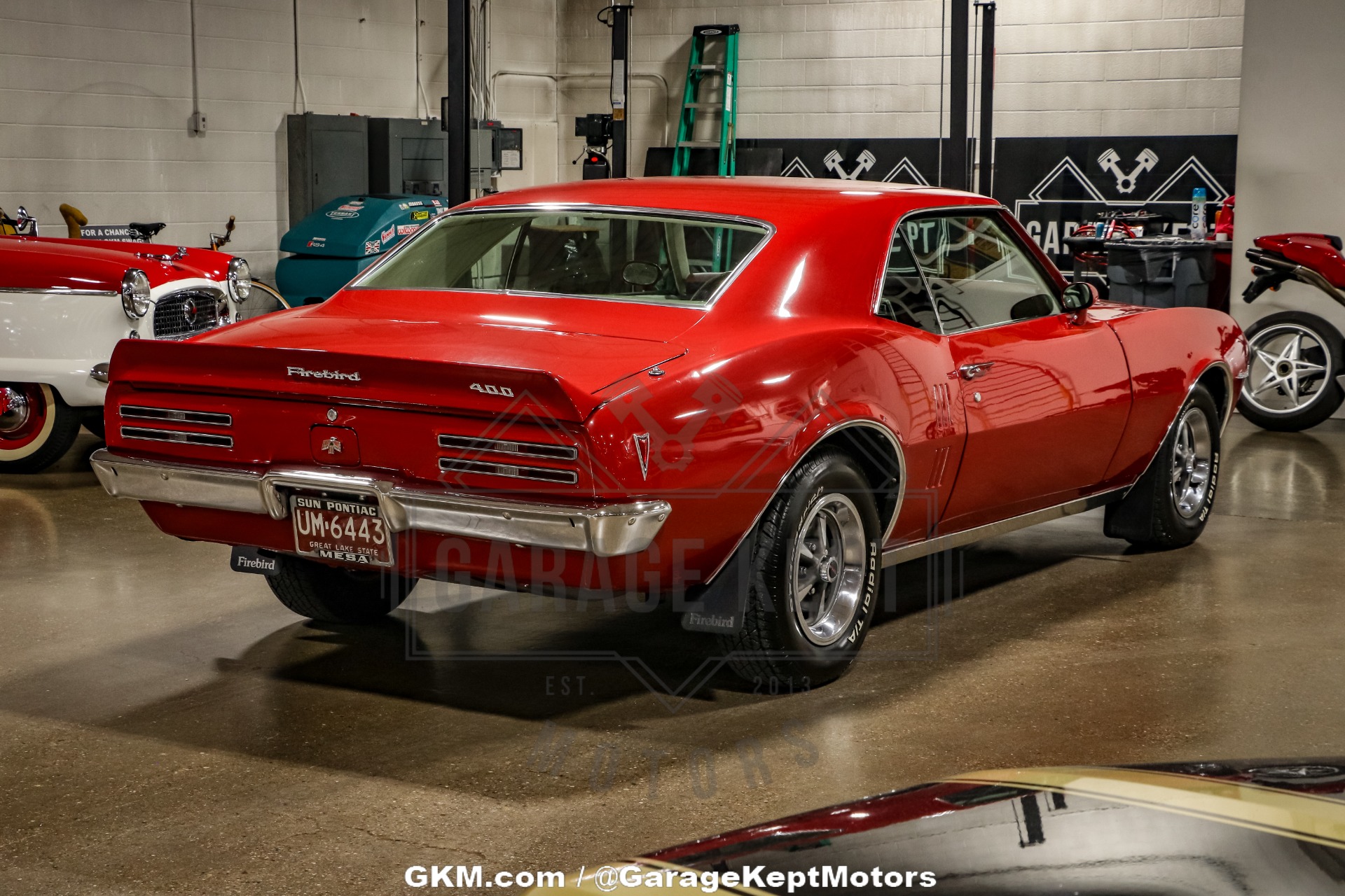 Pontiac-Firebird-1968-Red-White-26