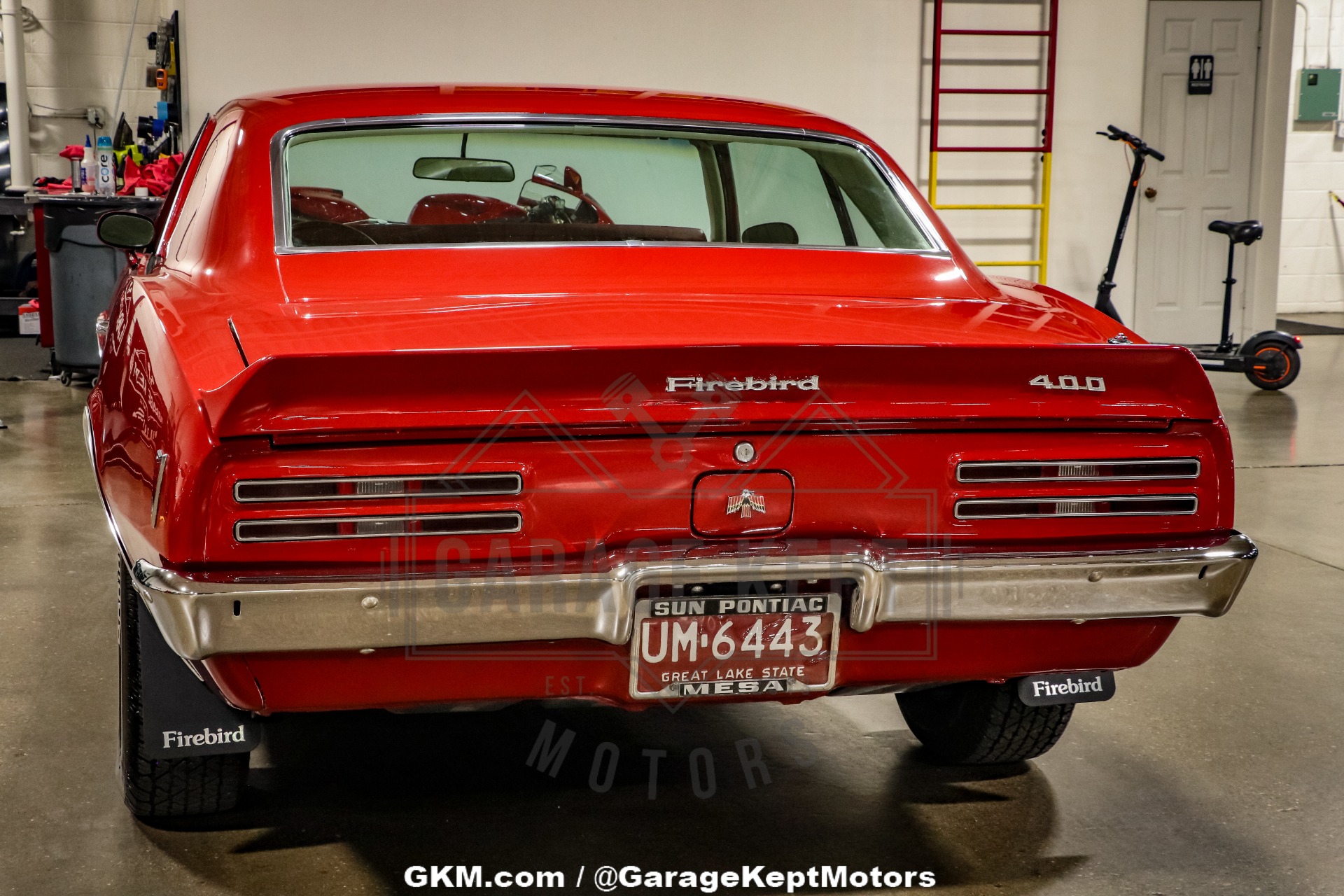 Pontiac-Firebird-1968-Red-White-47