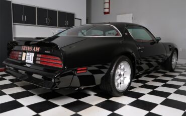 Pontiac-Firebird-1976-Starlight-Black-Red-13