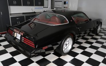 Pontiac-Firebird-1976-Starlight-Black-Red-14