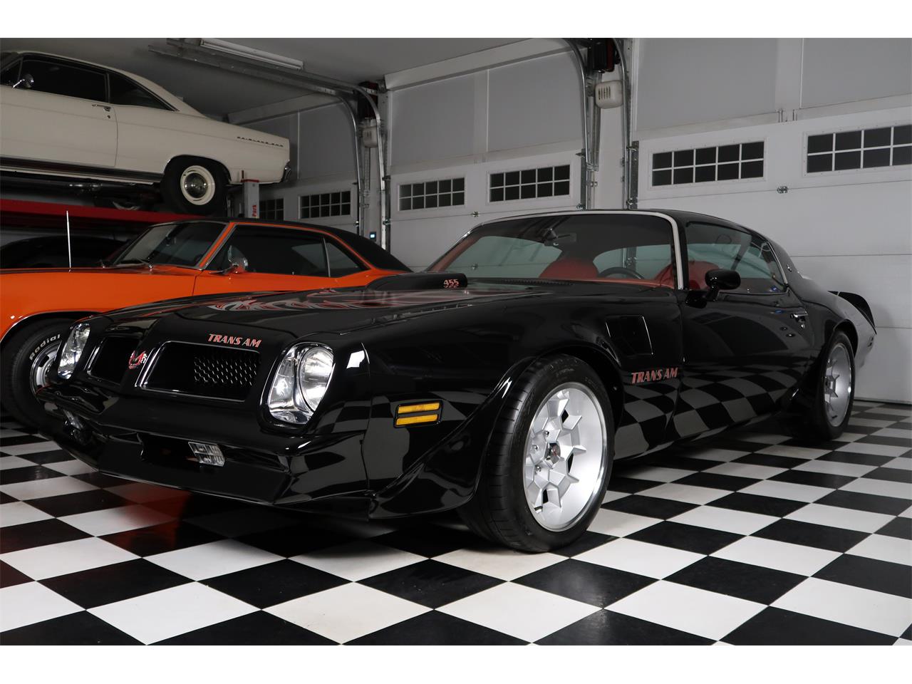 Pontiac-Firebird-1976-Starlight-Black-Red-17