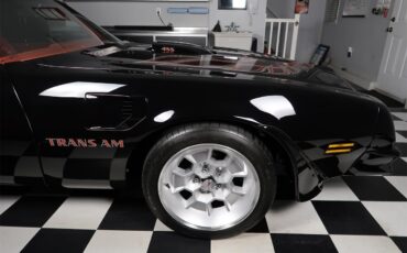 Pontiac-Firebird-1976-Starlight-Black-Red-20