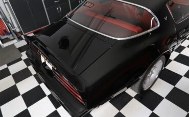 Pontiac-Firebird-1976-Starlight-Black-Red-26