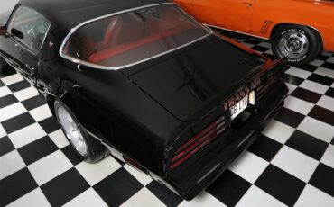 Pontiac-Firebird-1976-Starlight-Black-Red-27