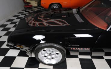 Pontiac-Firebird-1976-Starlight-Black-Red-4