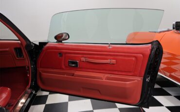 Pontiac-Firebird-1976-Starlight-Black-Red-58