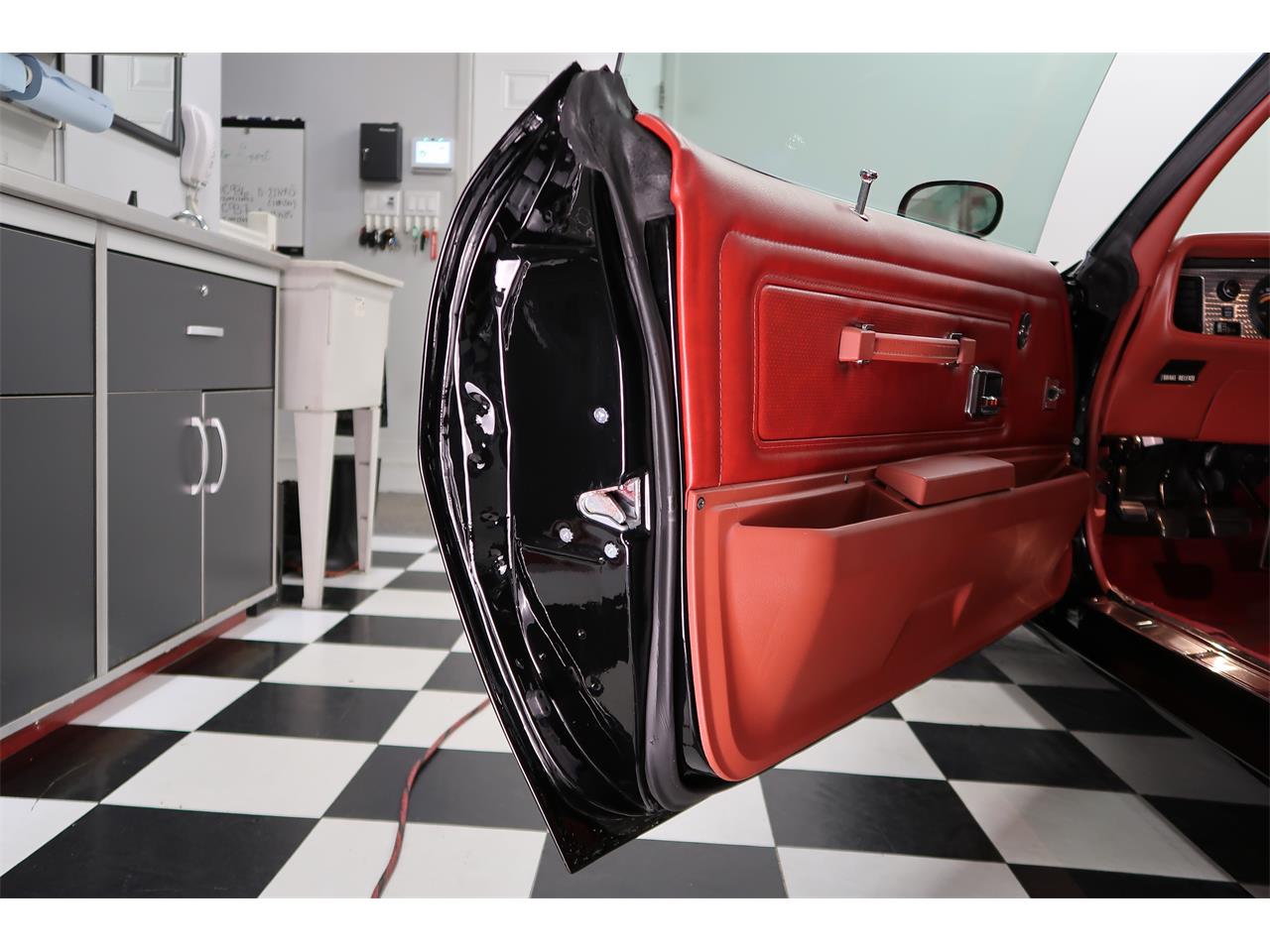 Pontiac-Firebird-1976-Starlight-Black-Red-60