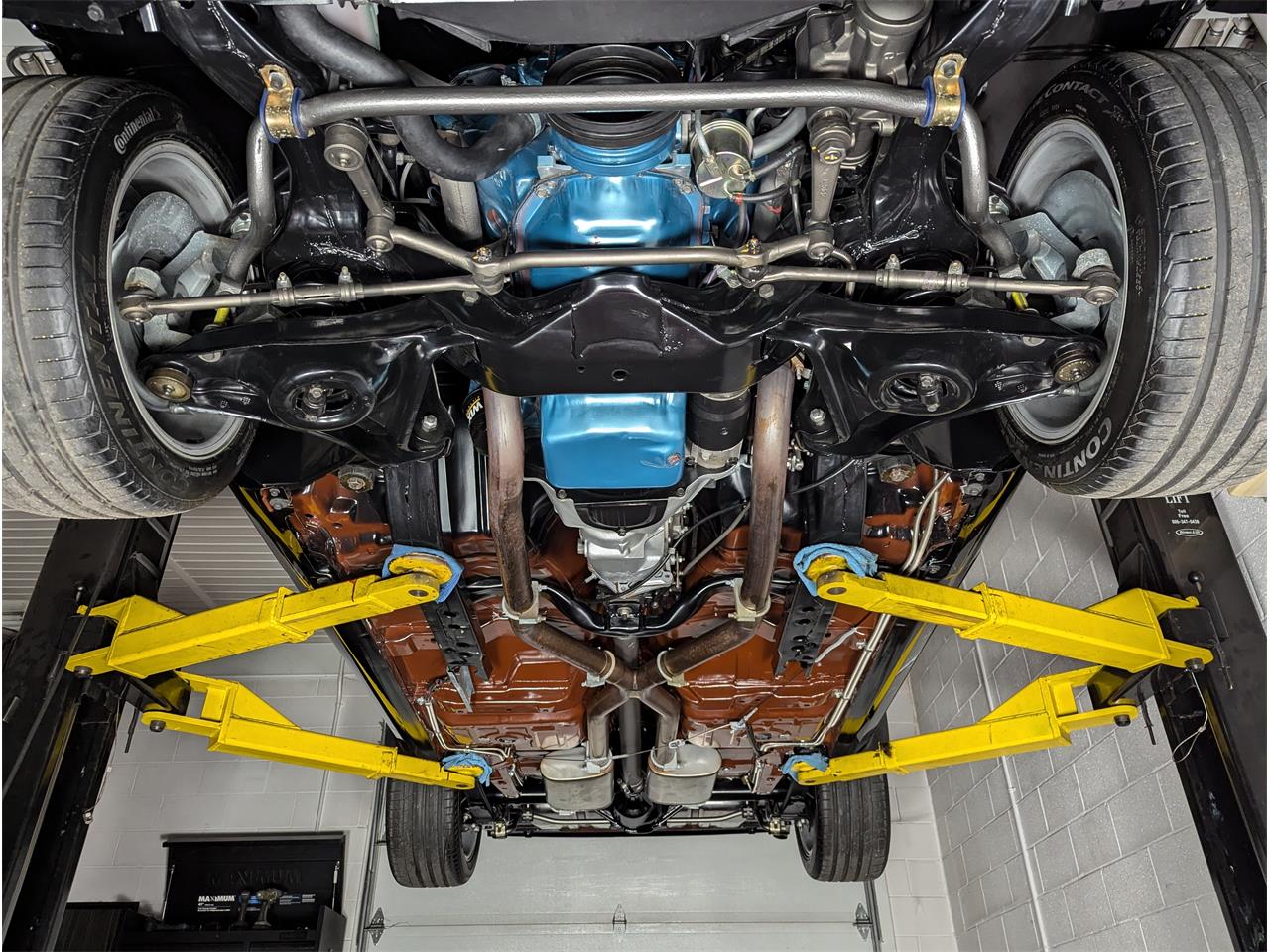 Pontiac-Firebird-1976-Starlight-Black-Red-76