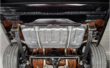 Pontiac-Firebird-1976-Starlight-Black-Red-79