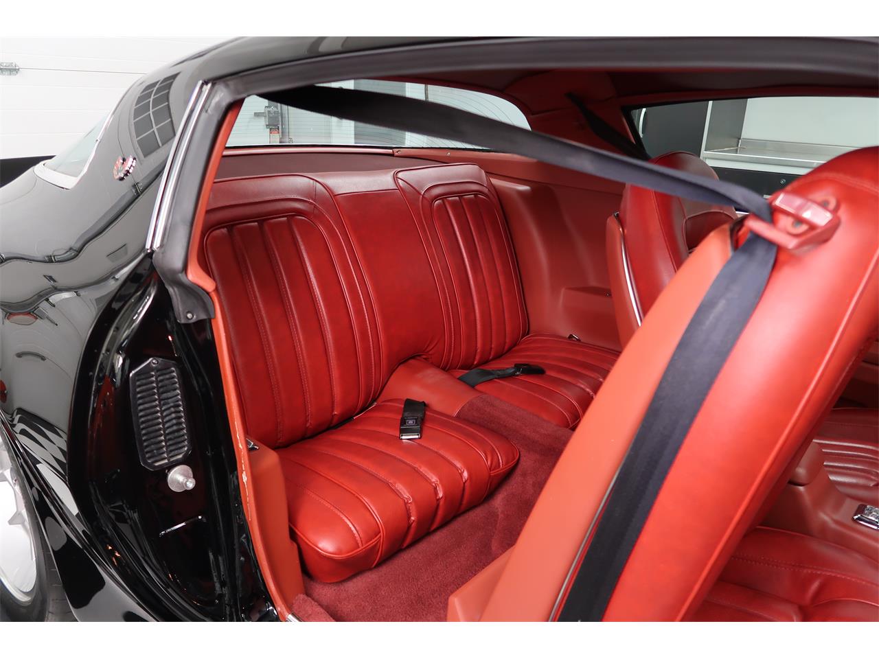 Pontiac-Firebird-1976-Starlight-Black-Red-91