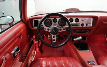 Pontiac-Firebird-1976-Starlight-Black-Red-92