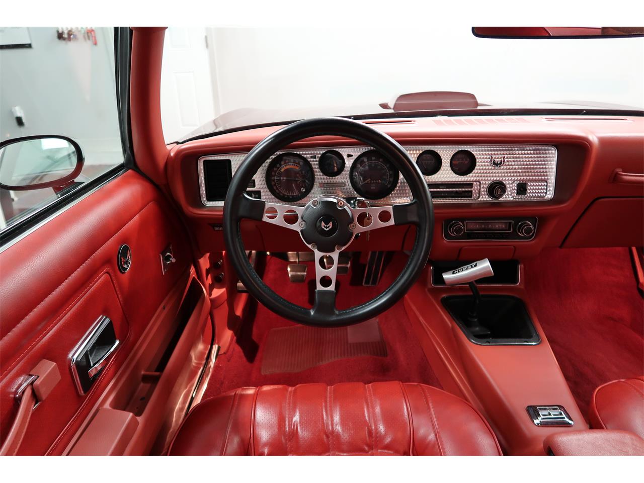 Pontiac-Firebird-1976-Starlight-Black-Red-92