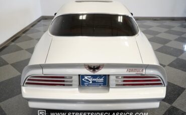 Pontiac-Firebird-1977-Silver-Red-18