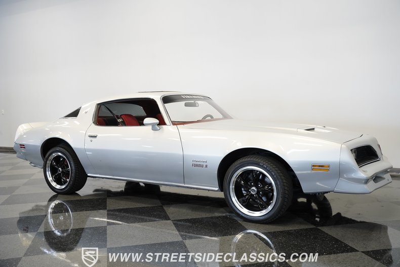 Pontiac-Firebird-1977-Silver-Red-24