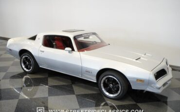 Pontiac-Firebird-1977-Silver-Red-25