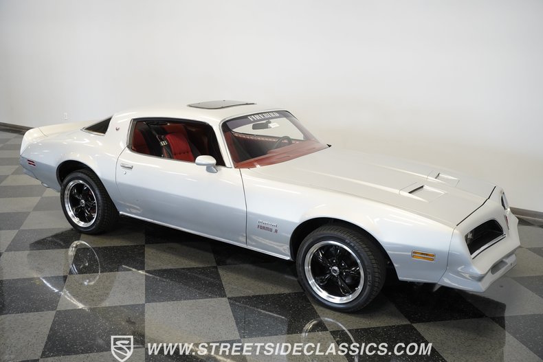 Pontiac-Firebird-1977-Silver-Red-25