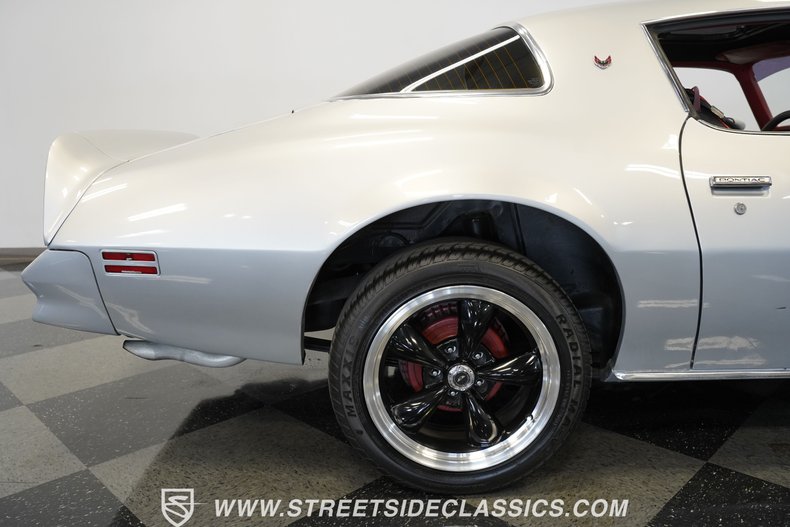 Pontiac-Firebird-1977-Silver-Red-29
