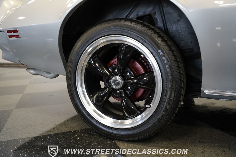 Pontiac-Firebird-1977-Silver-Red-30