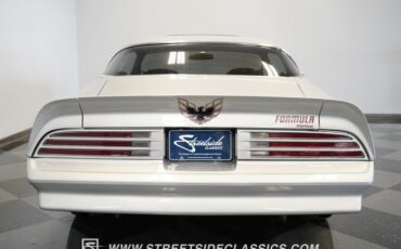 Pontiac-Firebird-1977-Silver-Red-40