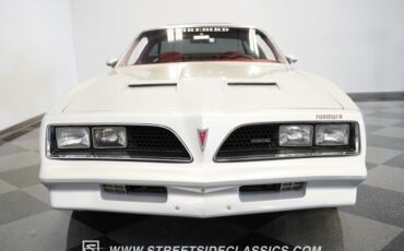 Pontiac-Firebird-1977-Silver-Red-47