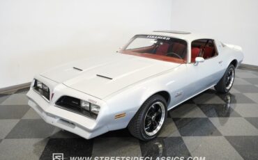 Pontiac-Firebird-1977-Silver-Red-48