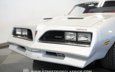 Pontiac-Firebird-1977-Silver-Red-49