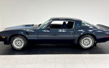 Pontiac-Firebird-1981-Nightwatch-Blue-Dark-Blue-1