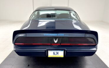 Pontiac-Firebird-1981-Nightwatch-Blue-Dark-Blue-3