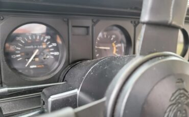 Pontiac-Firebird-1984-Red-Grey-3