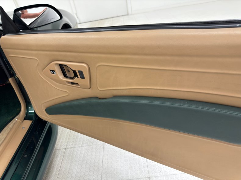 Pontiac-Firebird-1992-Dark-Jade-Green-Meta-Tan-46