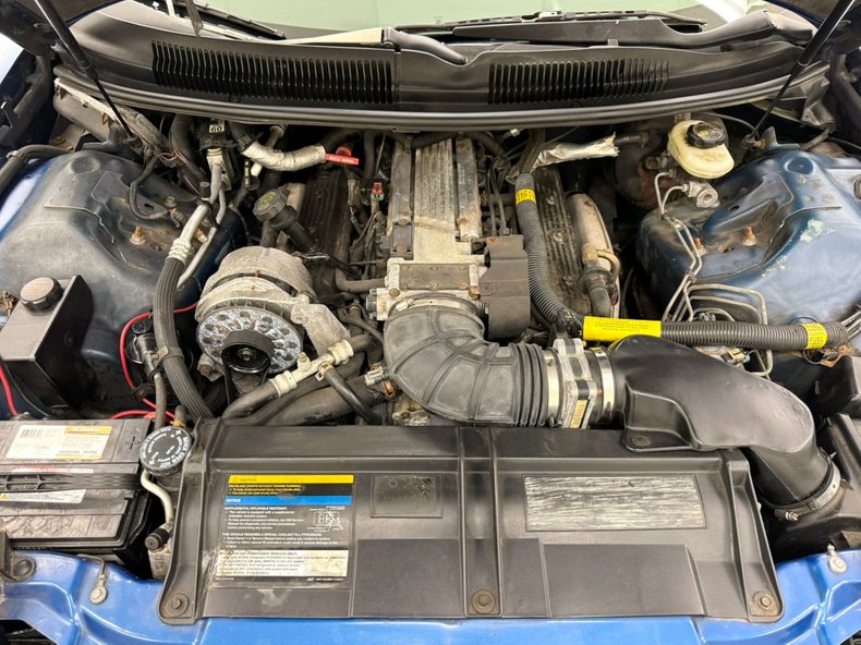 Pontiac-Firebird-1994-Quasar-Blue-Ebony-29