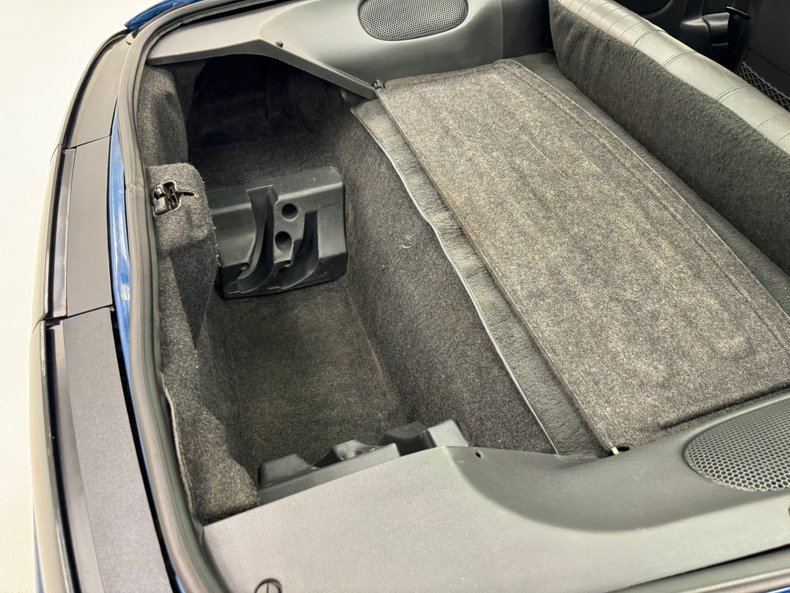 Pontiac-Firebird-1994-Quasar-Blue-Ebony-34