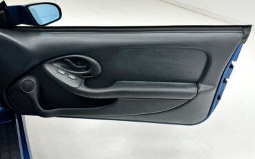 Pontiac-Firebird-1994-Quasar-Blue-Ebony-37