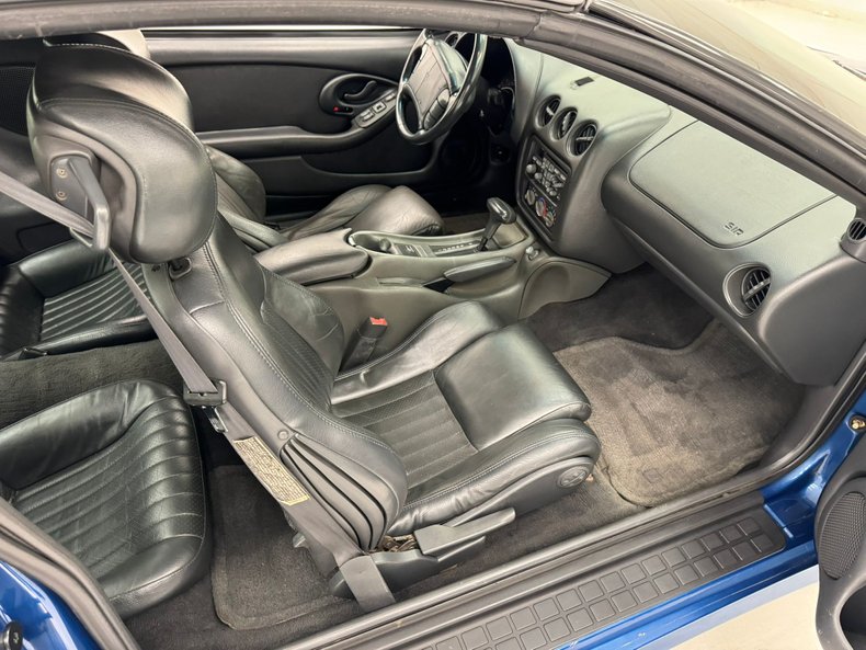 Pontiac-Firebird-1994-Quasar-Blue-Ebony-41
