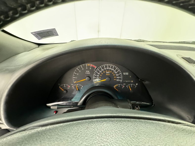 Pontiac-Firebird-1994-Quasar-Blue-Ebony-44