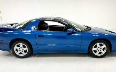 Pontiac-Firebird-1994-Quasar-Blue-Ebony-6