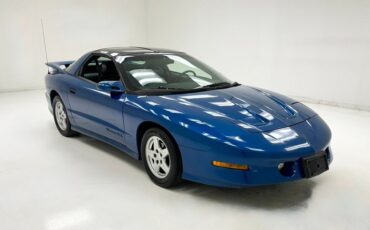 Pontiac-Firebird-1994-Quasar-Blue-Ebony-7