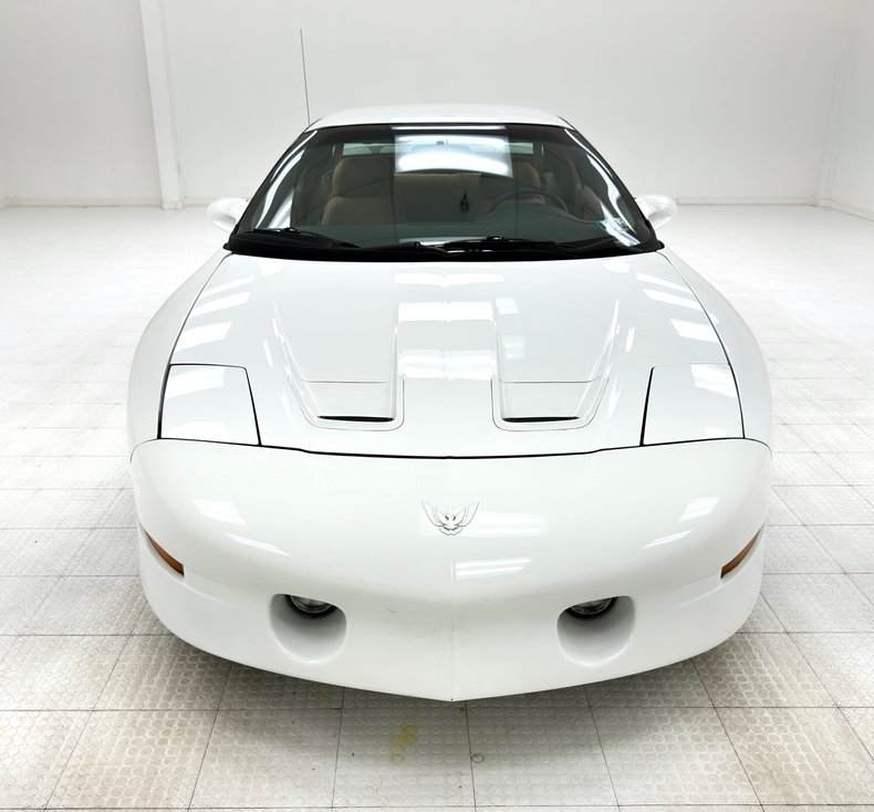 Pontiac-Firebird-1994-White-Tan-14