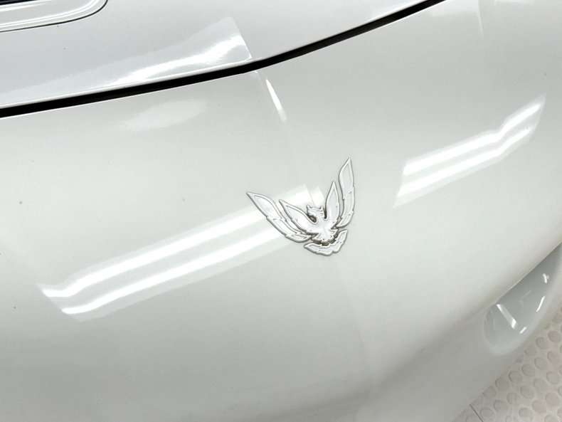 Pontiac-Firebird-1994-White-Tan-15