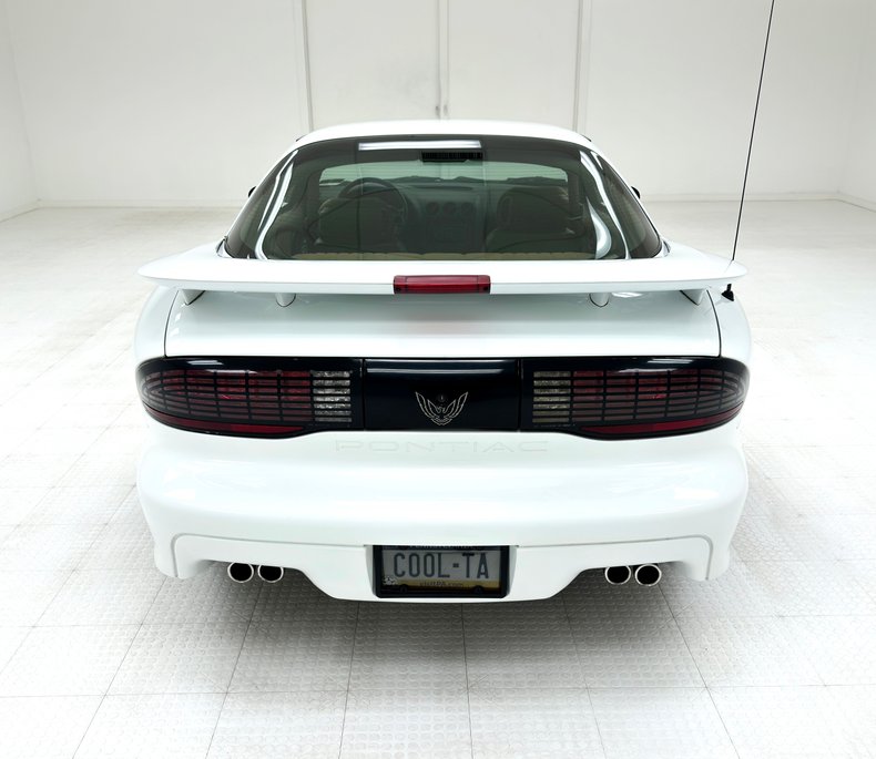 Pontiac-Firebird-1994-White-Tan-3