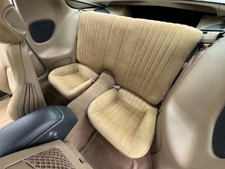 Pontiac-Firebird-1994-White-Tan-35