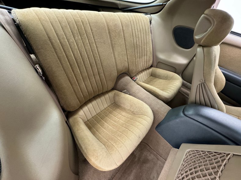 Pontiac-Firebird-1994-White-Tan-37