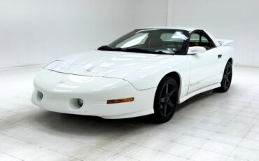 Pontiac-Firebird-1994-White-Tan-38