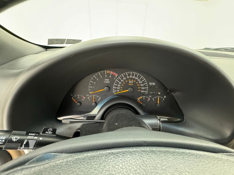 Pontiac-Firebird-1994-White-Tan-39